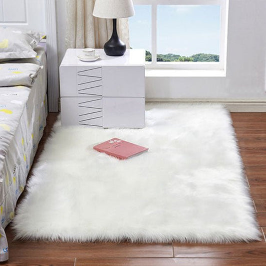 descente de lit blanche duveteuse chambre