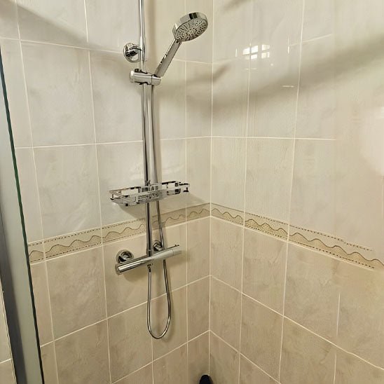 etagere douche carree avec support chrome