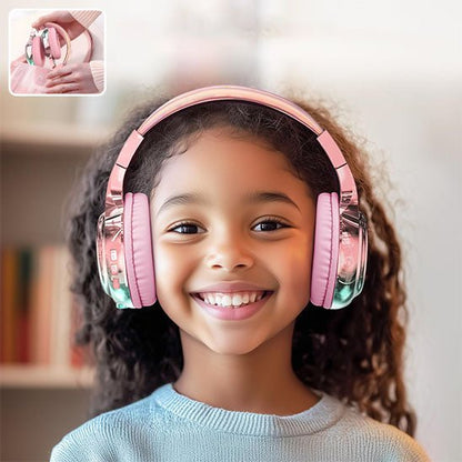 fille souriante casque audio enfant rose musique