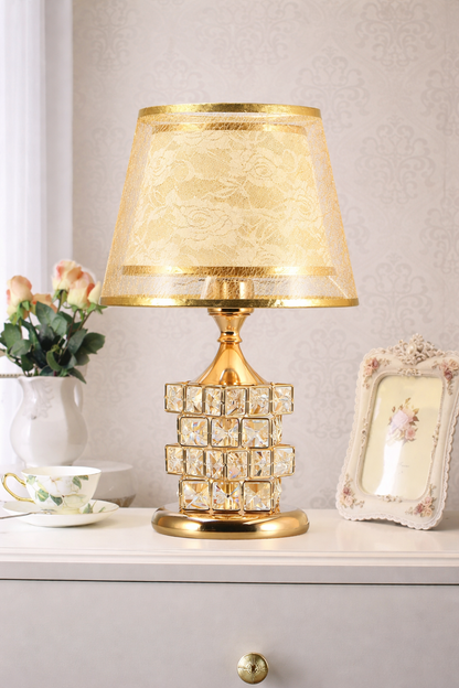 lampe de chevet golden elegance design luxe