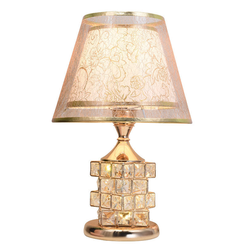lampe de chevet golden elegance style moderne et chic