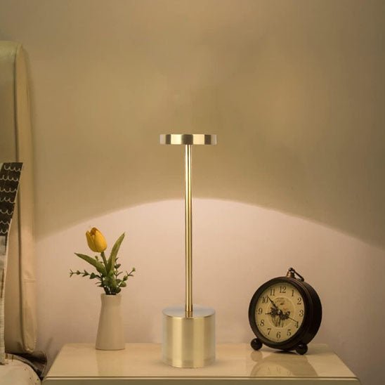 lampe de table chevet design dore led