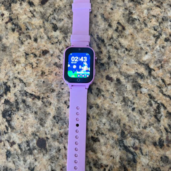 montre connectee violette bracelet silicone