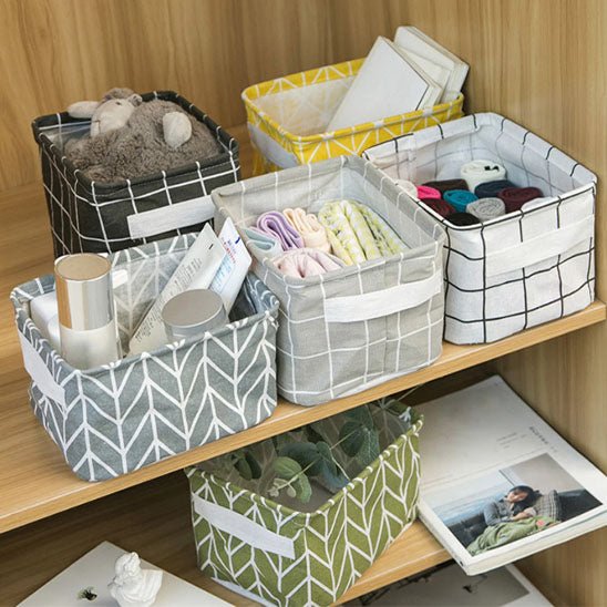 panier de rangement tissu motifs carreaux multicolores