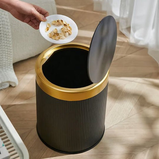 poubelle de cuisine design couvercle automatique