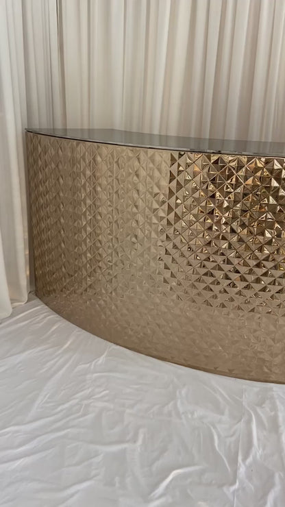 comptoir de bar dore design geometrique 