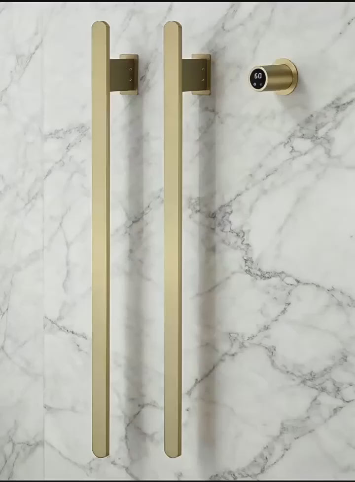 porte serviette salle de bain dore mural marbre blanc