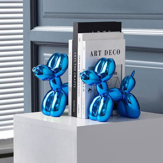 sculpture chien ballon bleu serre livres decoration moderne