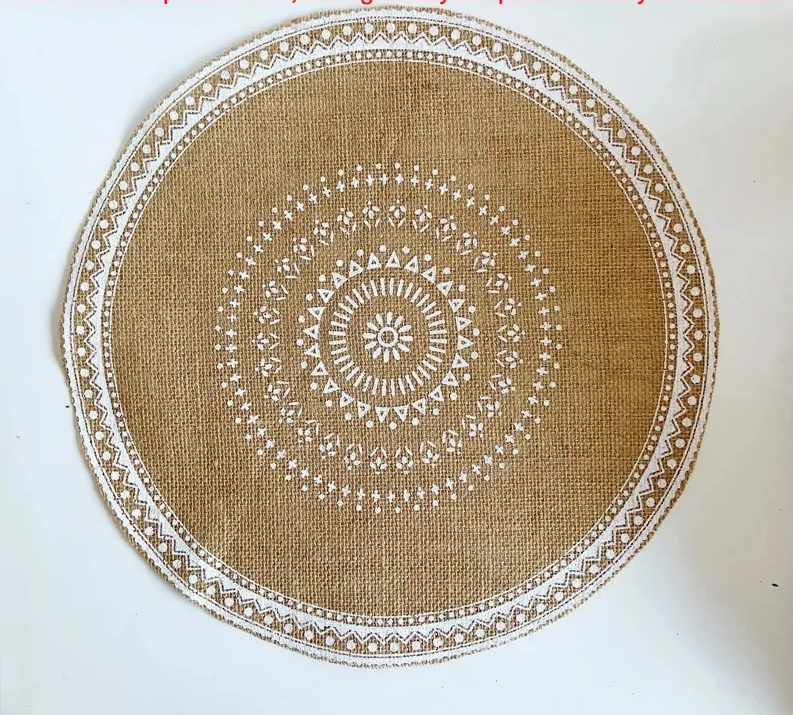 set de table rond beige blanc