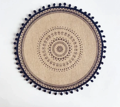 set de table rond beige noir motifs