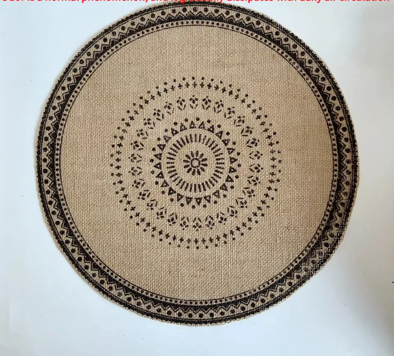 set de table rond beige noir