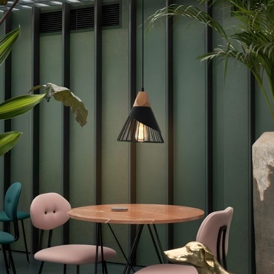 suspension luminaire noire design au dessus table ronde