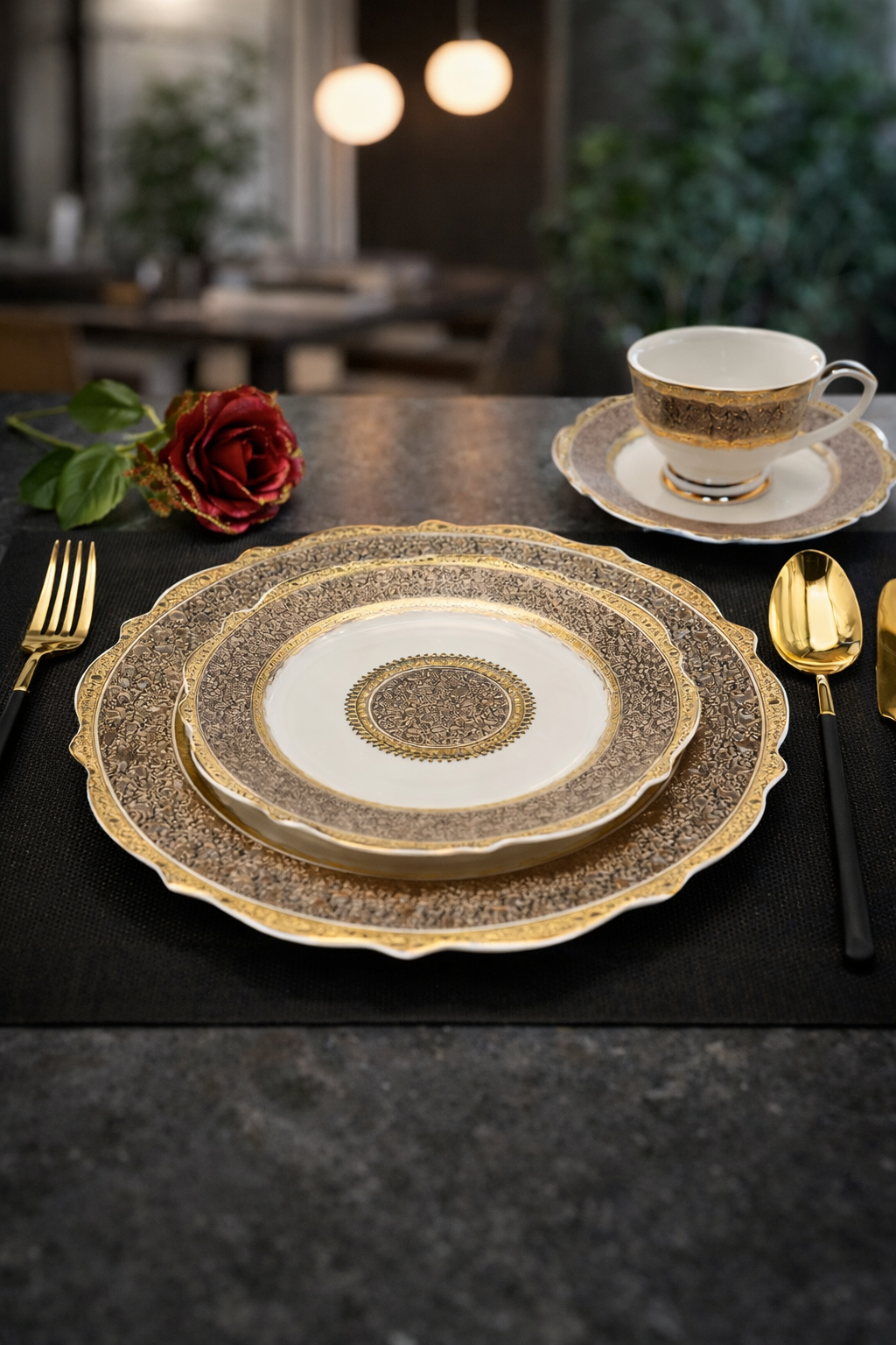 vaisselle golden kitchenware pour table haut de gamme